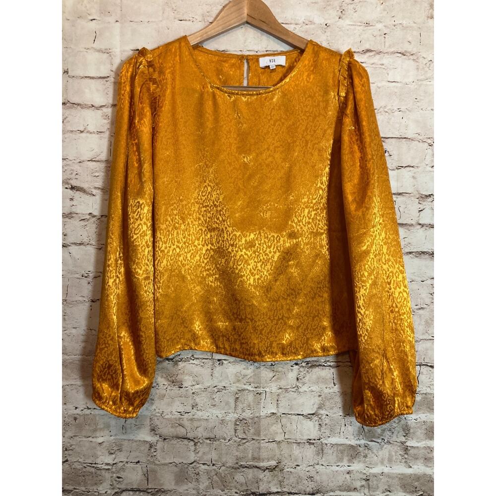 NSR Top Womens Large Marigold Satin Animal Print Balloon Sleeve Ruffle‎ Flowy